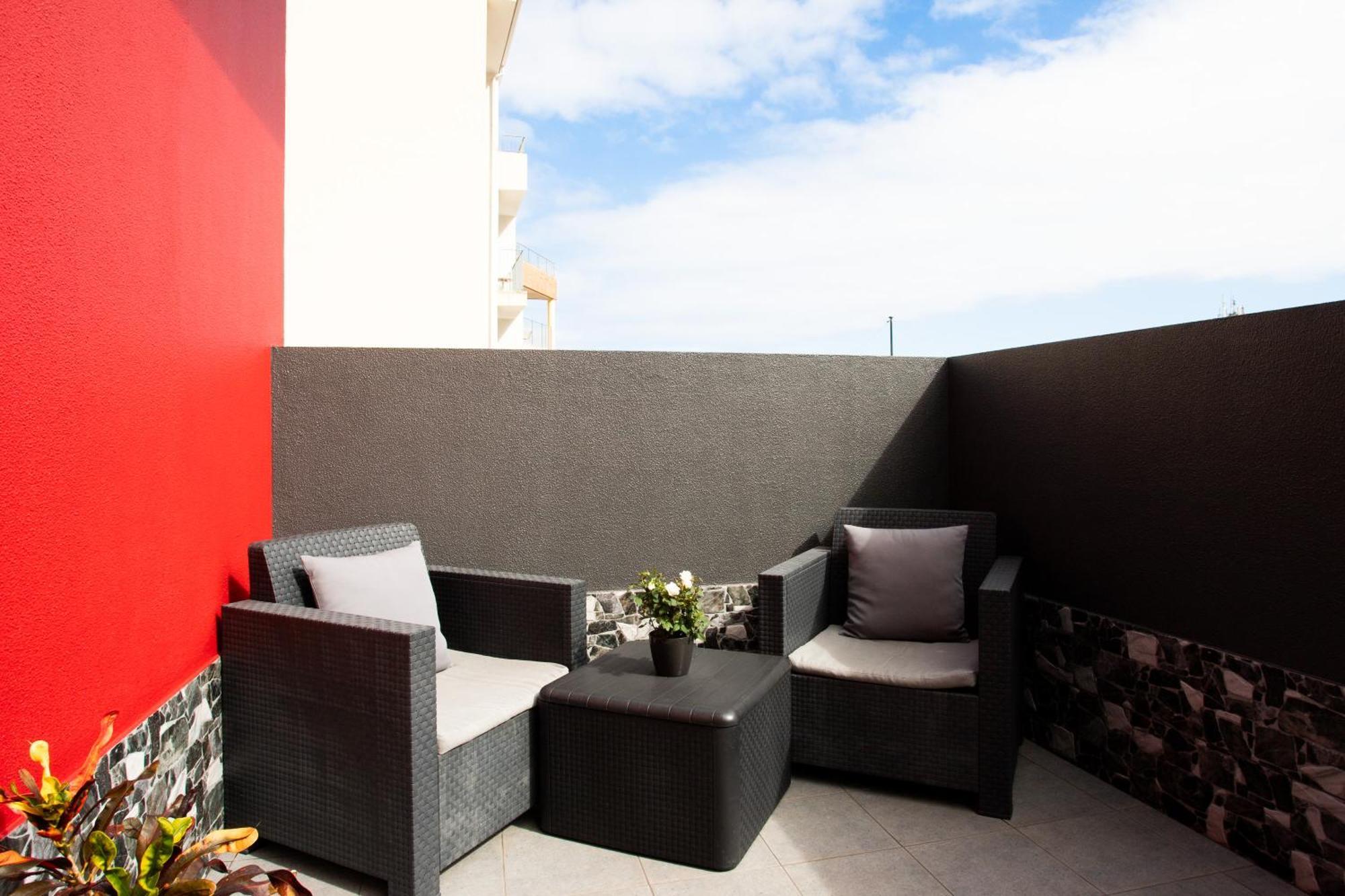 Village Center One Bedroom Apartment Porto Moniz